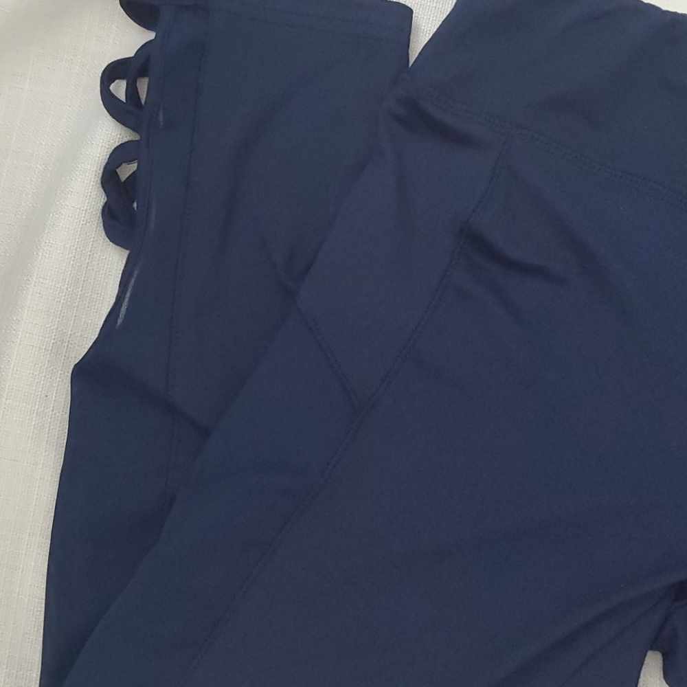 Navy Sheer Side Leg Capri Leggings - Picture 2 of 4